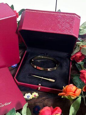 ✨Cartier LOVE Collection 4-Diamond Bangle, Luxury Couple Bracelet